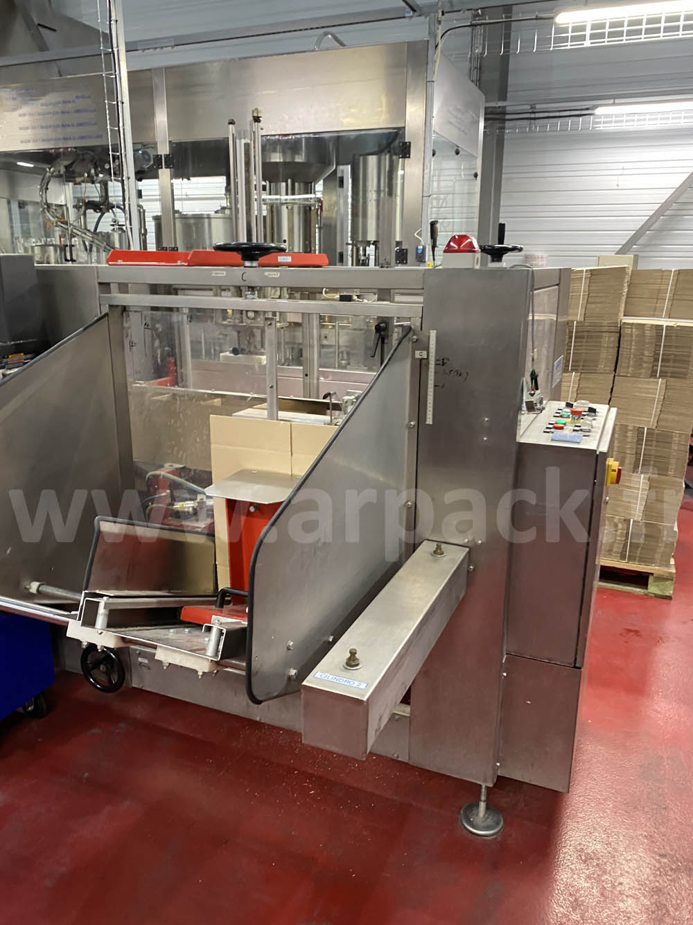 Formeuse de caisses americaines, encaisseuse, fermeuse