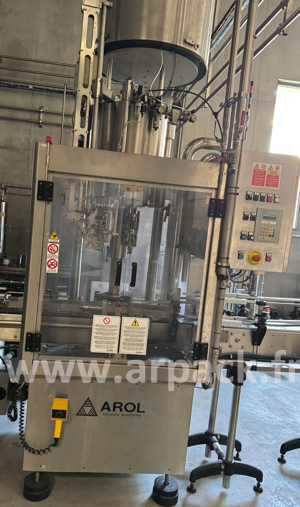 Chaine d’embouteillage vin 3 500 bouteilles / heure