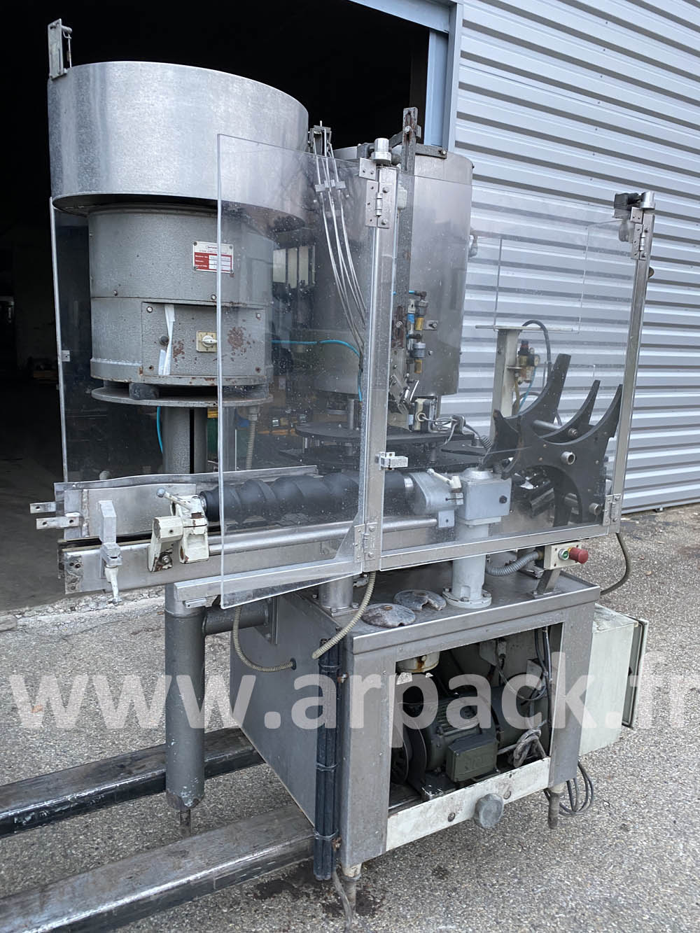 Sertisseuse à vis aluminium 3 têtes