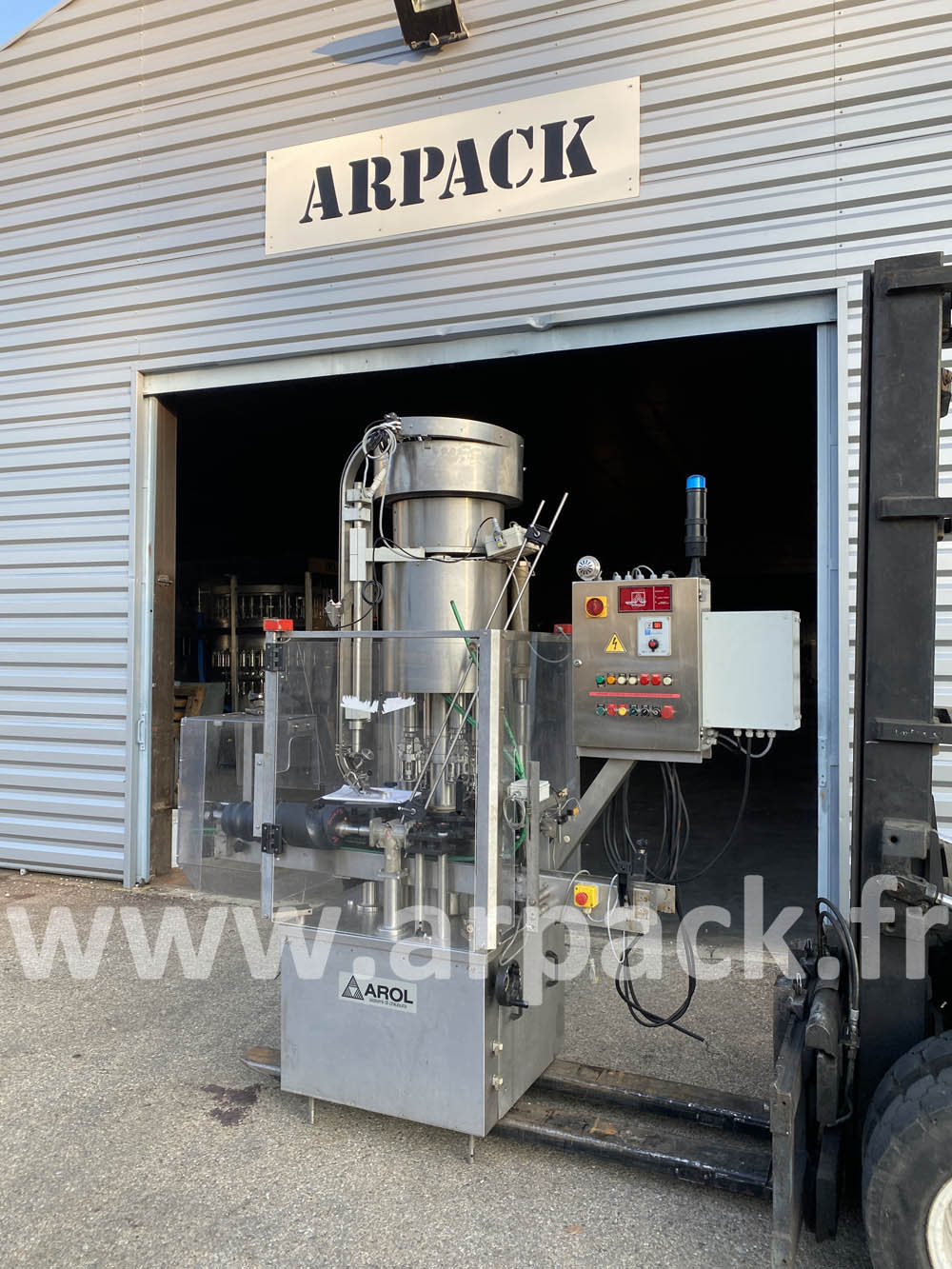 Capsuleuse à vis bouteille champenoise quart aviation