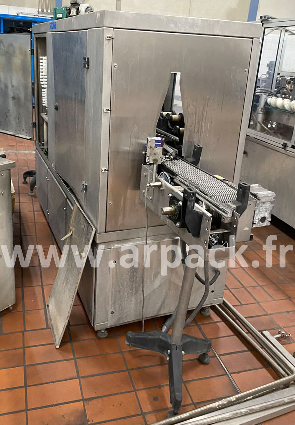 Laveuse de bouteilles pleines