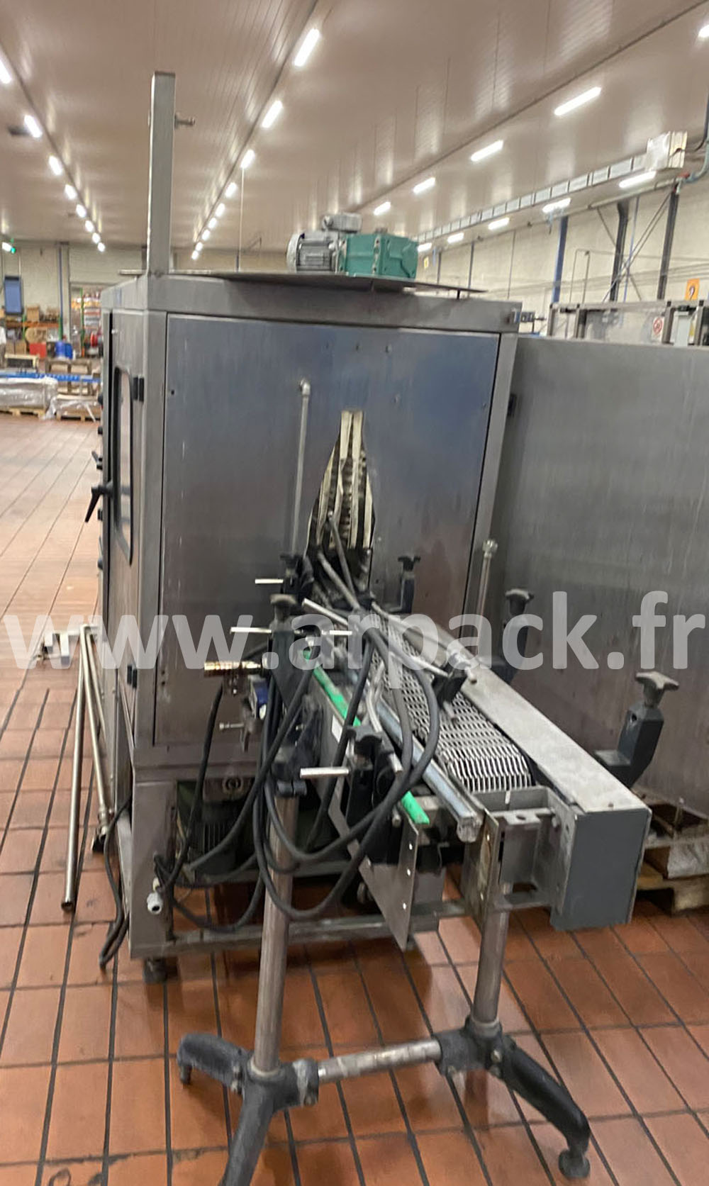 Laveuse de bouteilles pleines