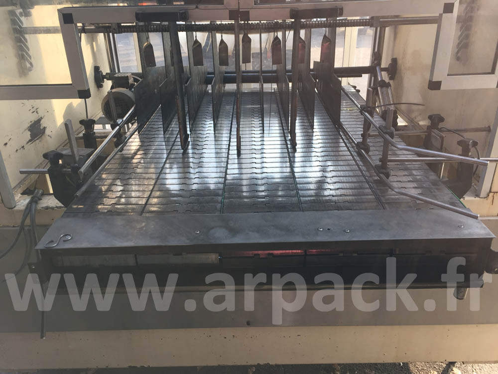 Encaisseuse vin mousseux 8000 b/h Keber