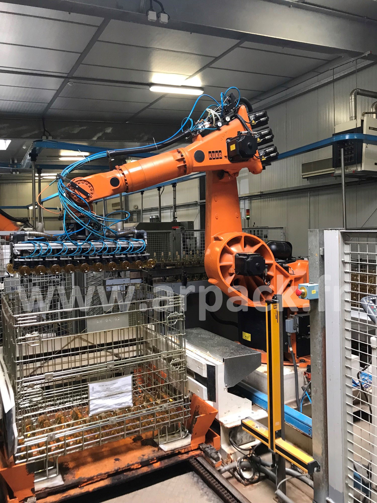 Robot décaisseur Kuka