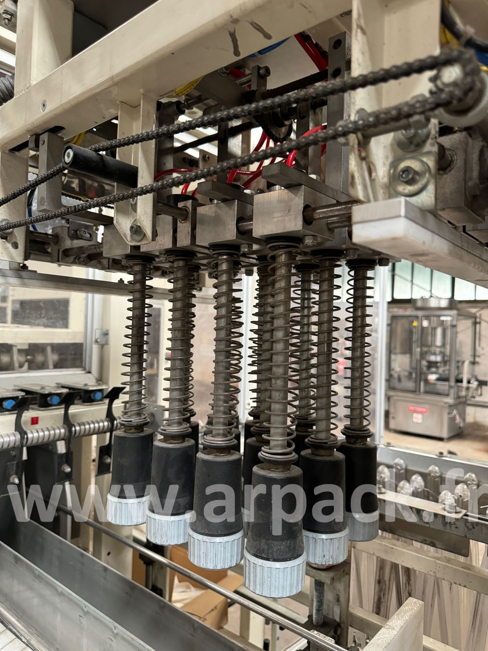 Encaisseuse verticale Cermex 6000 bouteilles par heure