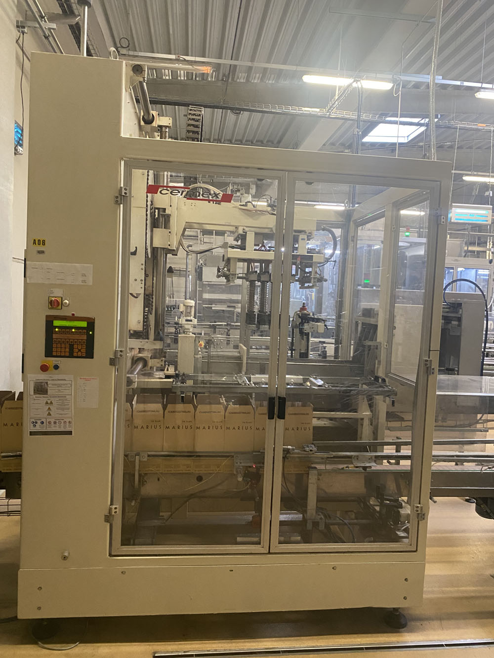 Encaisseuse verticale Cermex 6000 bouteilles par heure