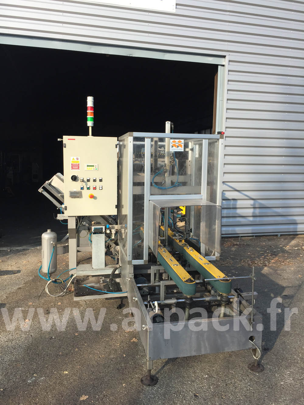 Formeuse de carton TMG
