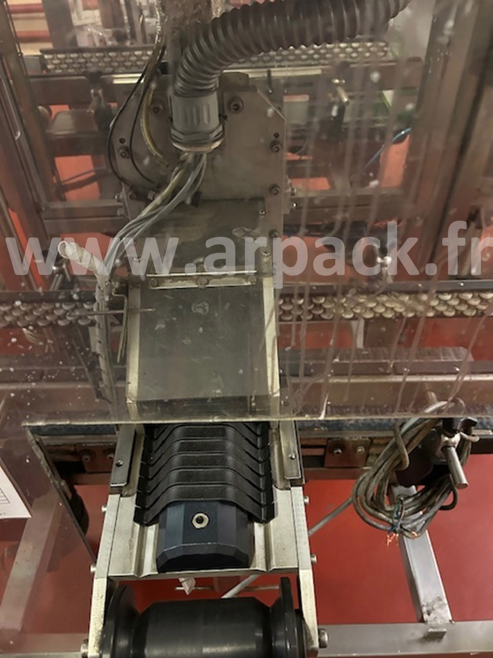 Machine de pose de poignée Scholles sur Bag-in-Box